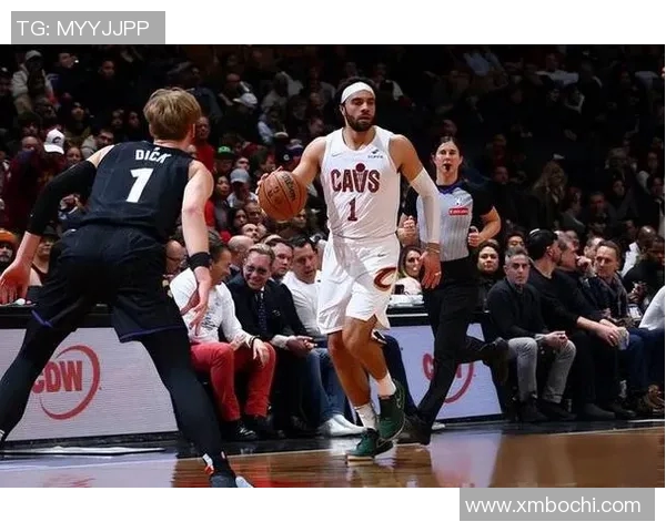 骑士与猛龙季后赛首场对决精彩回顾与赛后分析